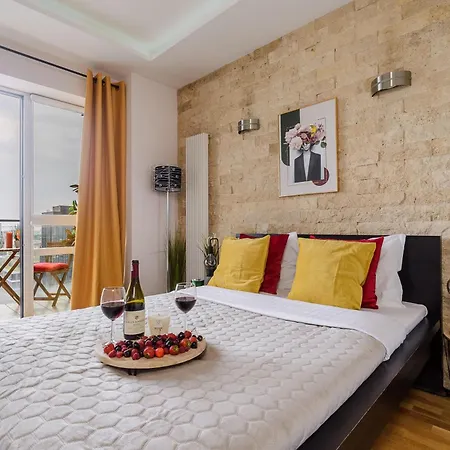 Lumina Cozy Apartment Platinum Tower Apartment Warsaw