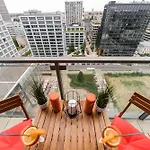 Lumina Cozy Platinum Tower Апартаменти Варшава