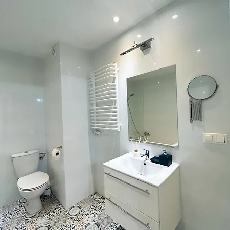 Apartment Lumina Cozy In Heart Of Lodz (Lodz)