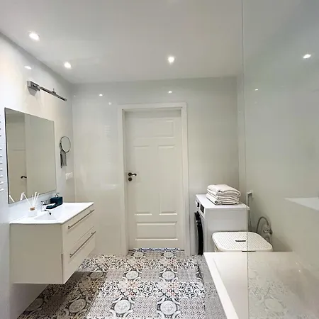 Apartment Lumina Cozy In Heart Of