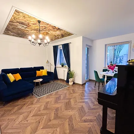 Apartment Lumina Cozy In Heart Of