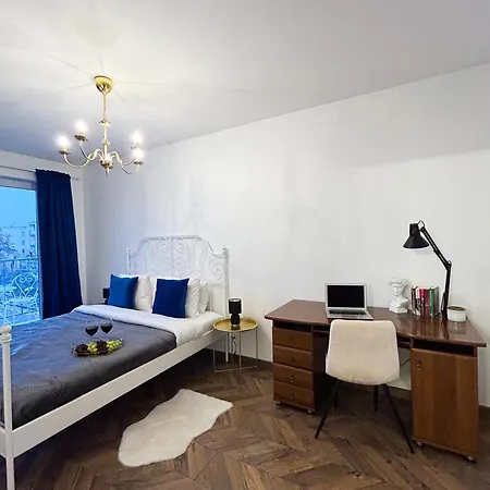 Apartment Lumina Cozy In Heart Of