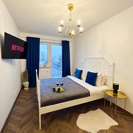 Lumina Cozy In Heart Of Apartment
