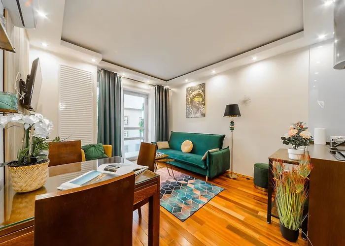 Lumina Cozy Platinum Tower Appartement *