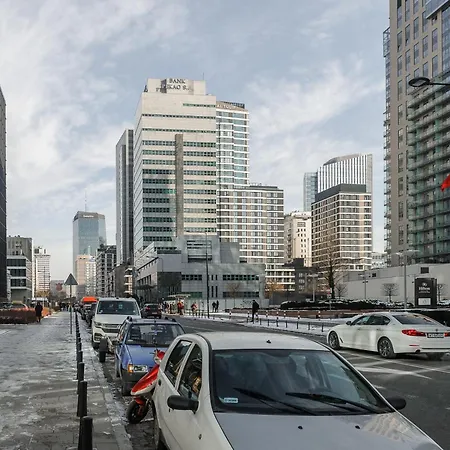 Lumina Cozy Platinum Tower Апартаменты *