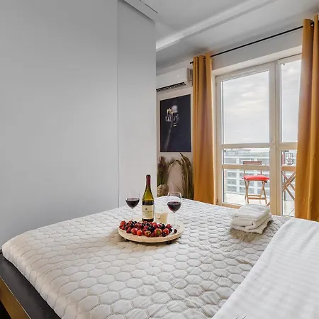 Lumina Cozy Platinum Tower 바르샤바